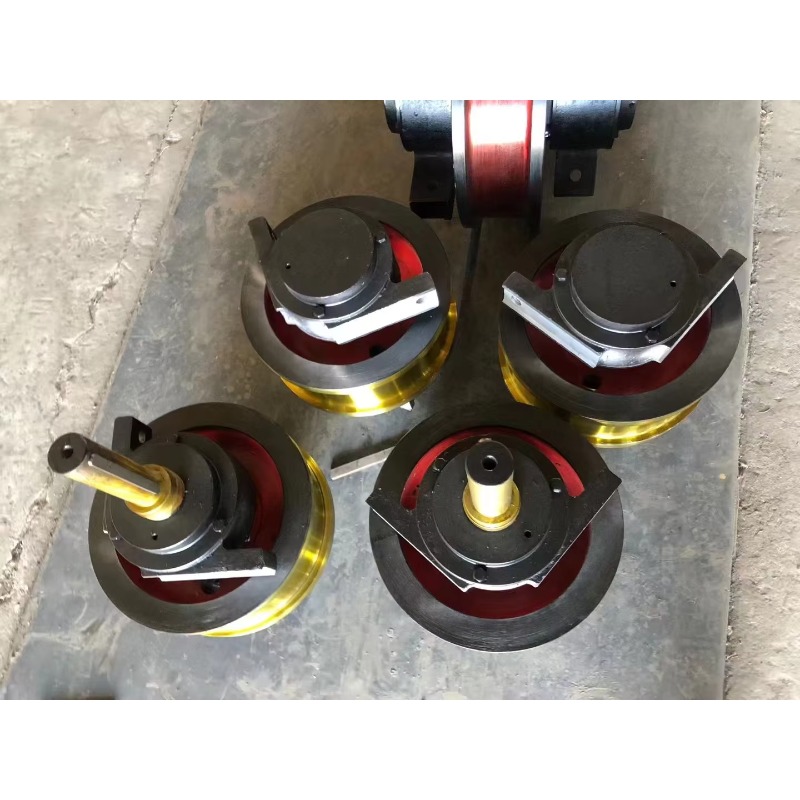 Roda Kereta Derek Baja Tempa B - Heavy Equipment Mining ulasan dan harga